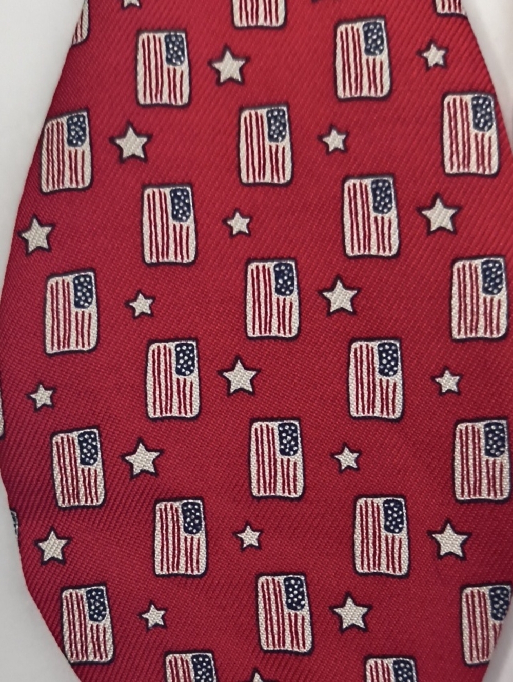 Vineyard Vines Red Bow Tie with Flag Motif